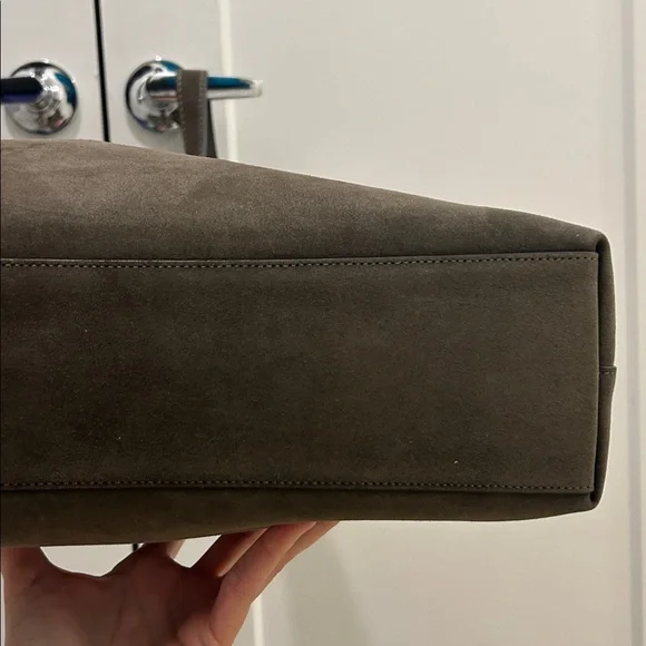 Coach (NWT) Brooklyn Shoulder Bag 39 in Brass/Olive Suede - Picture 13 of 17